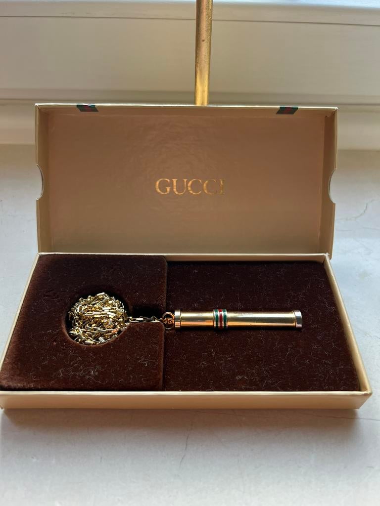 Pendentif parfum Gucci, Enlèvement ou Envoi, Avec pendentif, Or, Comme neuf