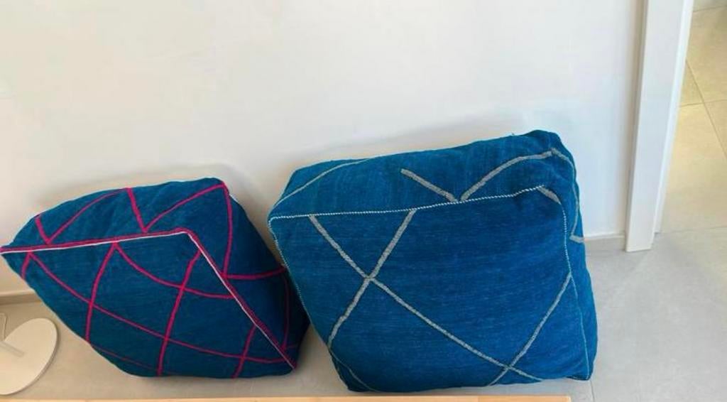 Housse pouf tirette neuf, Maison & Meubles, Canapés | Repose-pieds & Poufs, Enlèvement ou Envoi