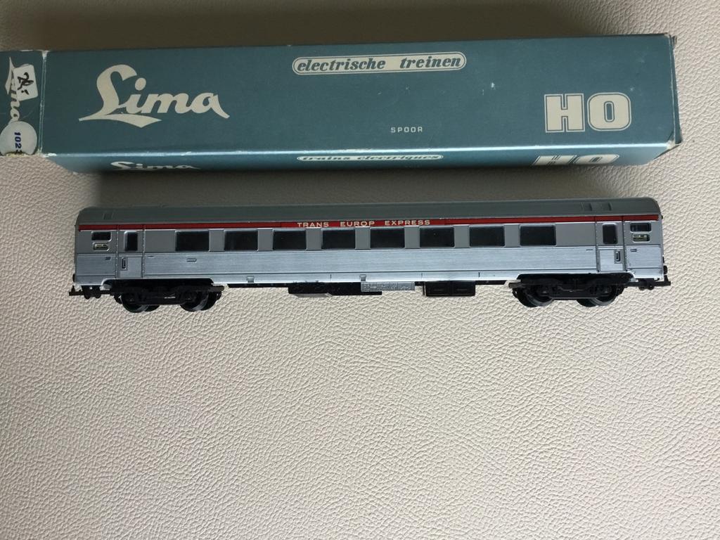 Lima rijtuig nmbs, Gelijkstroom, Wagon, Ophalen of Verzenden, Zo goed als nieuw