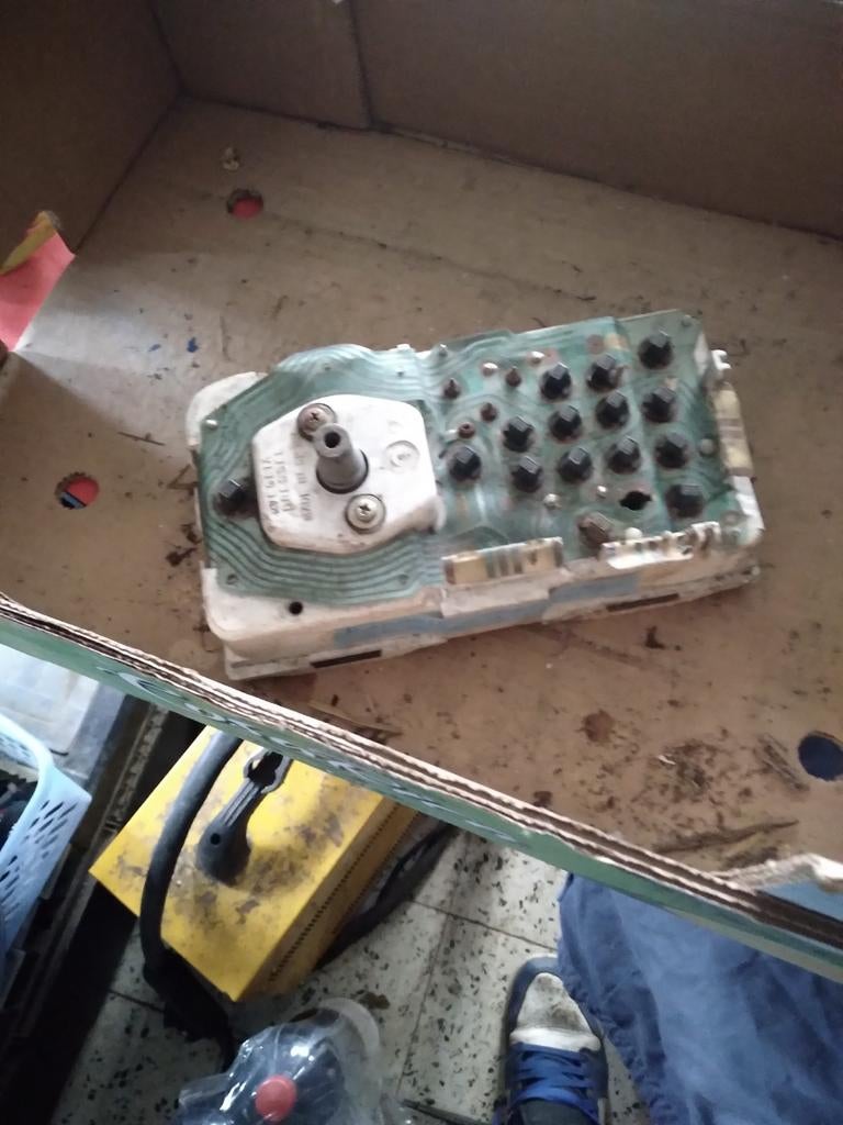 Km teller klok Renault super 5 diesel, Auto-onderdelen, Dashboard en Schakelaars, Renault, Ophalen of Verzenden