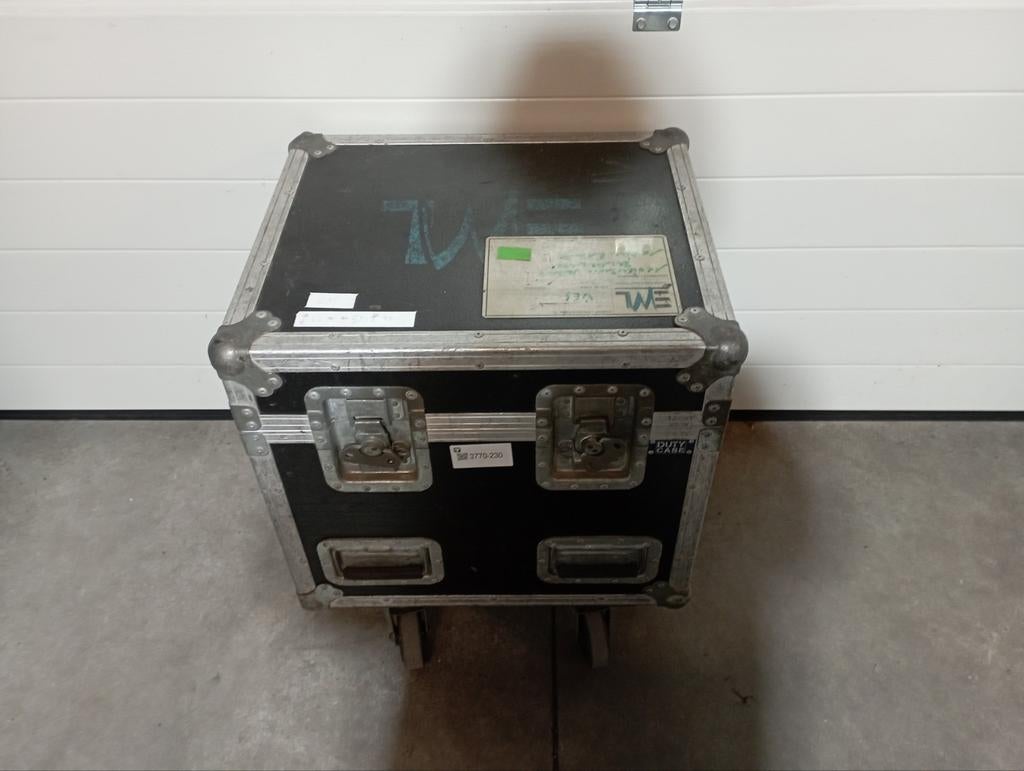 Flightcase op wielen met 2 vakken, Muziek en Instrumenten, Behuizingen en Koffers, Ophalen of Verzenden, Gebruikt