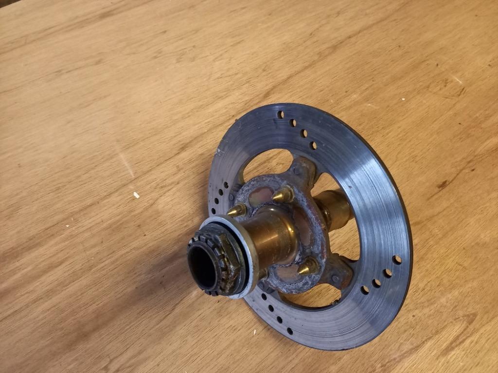 DUCATI 916-748-996-998 ACHTERAS MET REMSCHIJF, Motoren, Ophalen of Verzenden