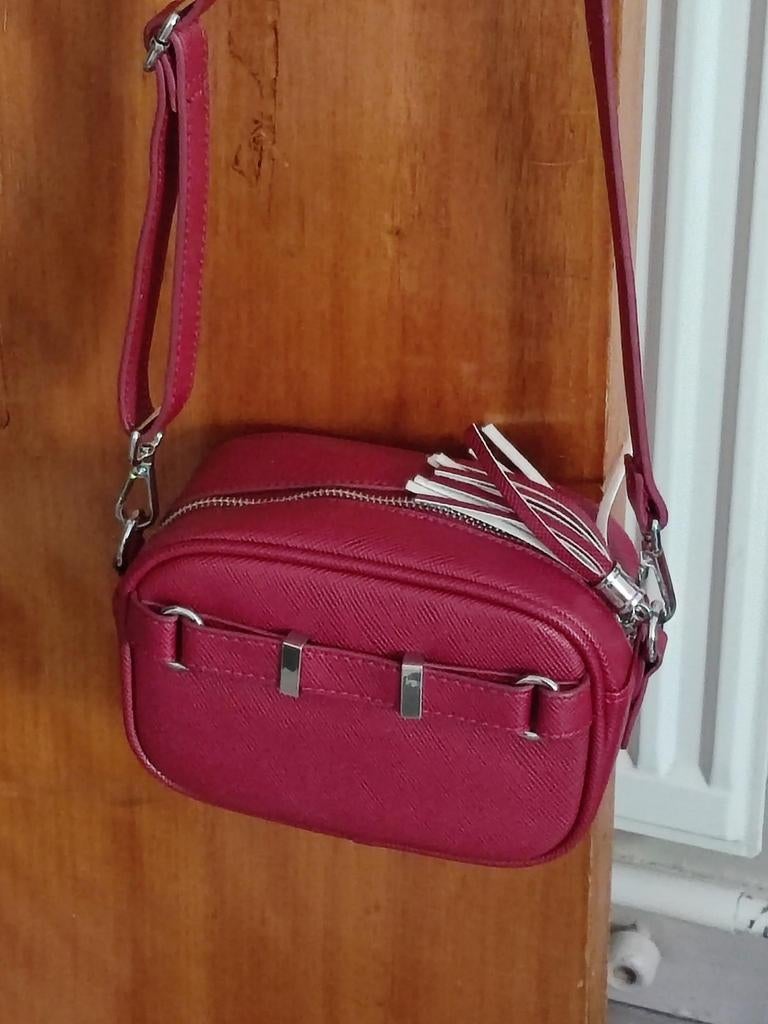 Petit sac esprit H12Cm L18Cm, Bijoux, Sacs & Beauté, Sacs | Sacs à bandoulière, Enlèvement ou Envoi, Comme neuf, Rouge, Esprit