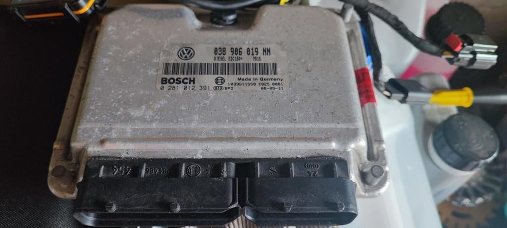 Ecu gestion moteur new Beetle, Enlèvement ou Envoi