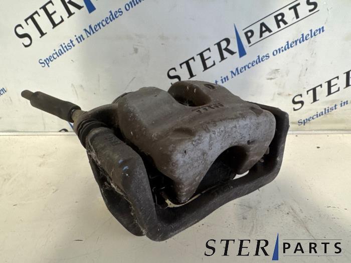 Remklauw (Tang) rechts-achter van een Mercedes B-Klasse, Gebruikt, -, Ophalen of Verzenden, -