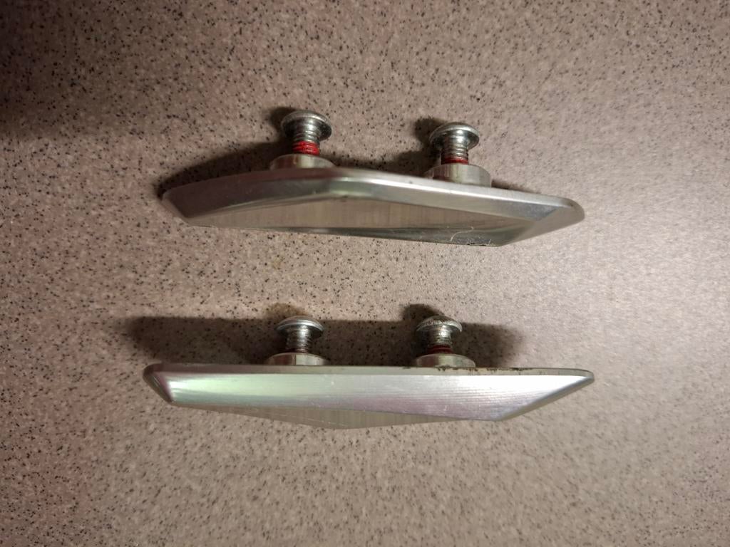 Mirror hole cover panigale 959/1299, Ophalen, Zo goed als nieuw