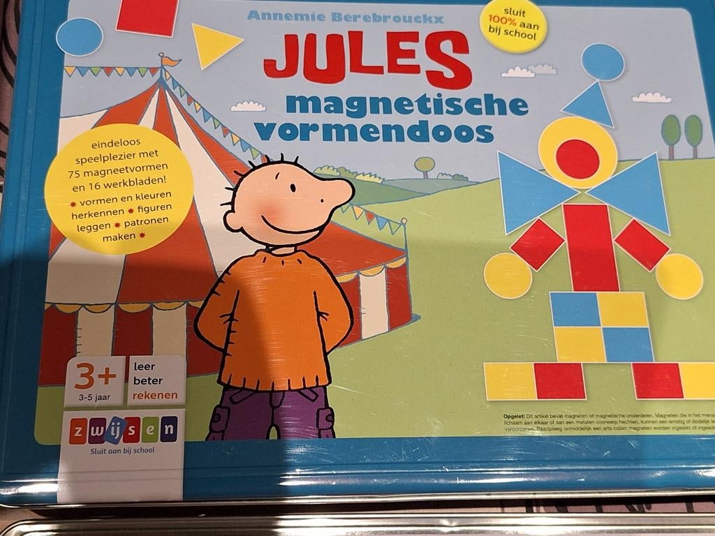 Jules, magnetische vormendoos, Ophalen of Verzenden, Zo goed als nieuw
