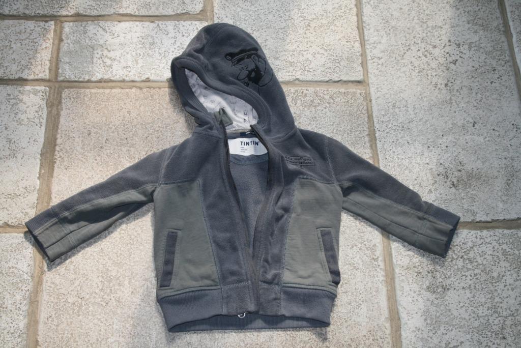 grijze gillet Kuifje maat 92, Enlèvement ou Envoi, Utilisé, Garçon, Pull ou Veste