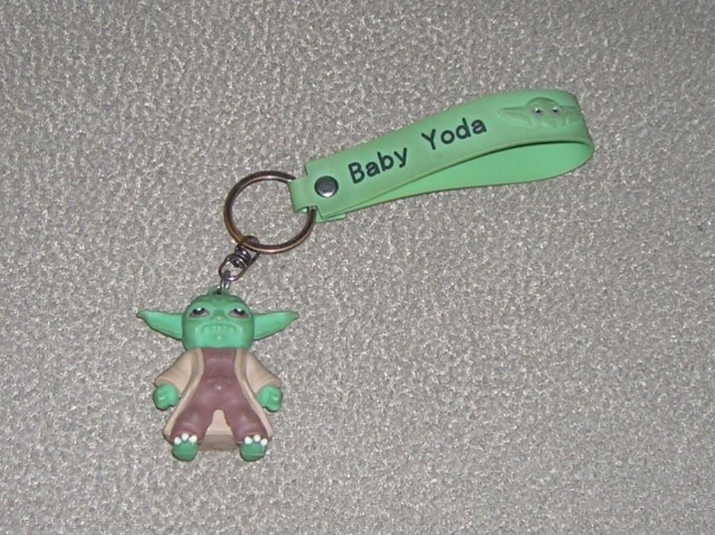 Sleutelhanger Baby YODA, Verzamelen, Star Wars, Ophalen of Verzenden, Zo goed als nieuw, Gebruiksvoorwerp