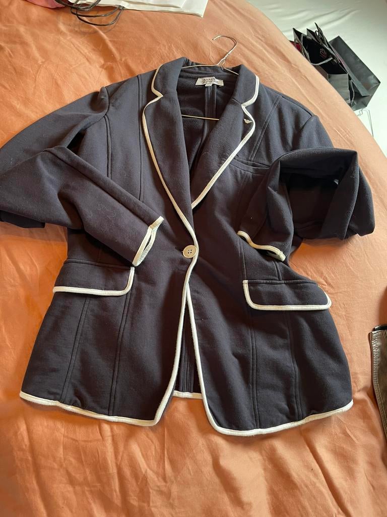 Mooi vest armani donkerblauw  te 195 e ni 20 e, Ophalen of Verzenden, Zo goed als nieuw