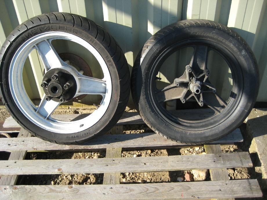 Jantes/roues Honda vf/vfr 750 Bonne affaire pour seulement, Motos, Enlèvement, Utilisé