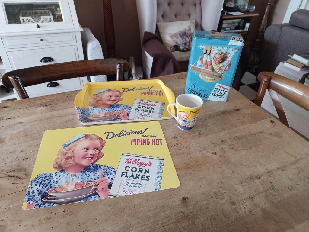 Uit de reeks VINTAGE KELLOGG ´S  ontbijt  vanaf 3 euro, Verzamelen, Ophalen of Verzenden