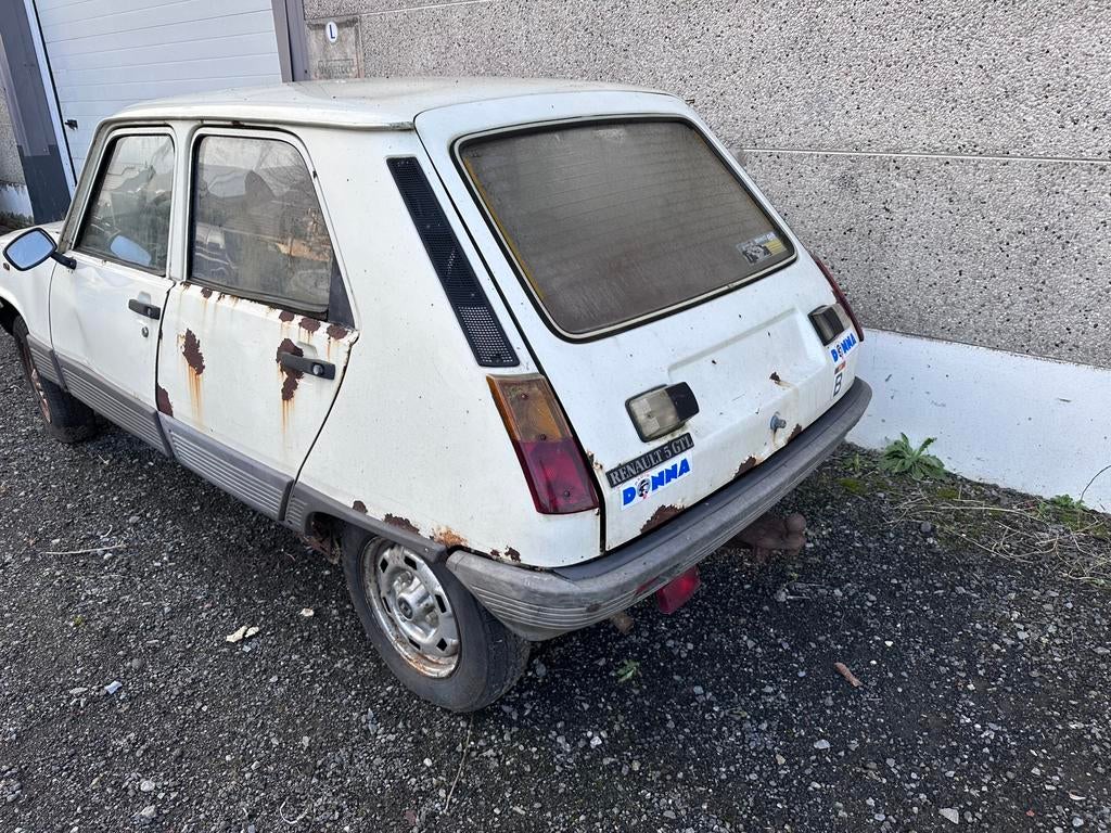 Renault R5 voor afbraak / onderdelen (complete wagen), Auto's, 4 zetels, Renault, Wit, Bedrijf