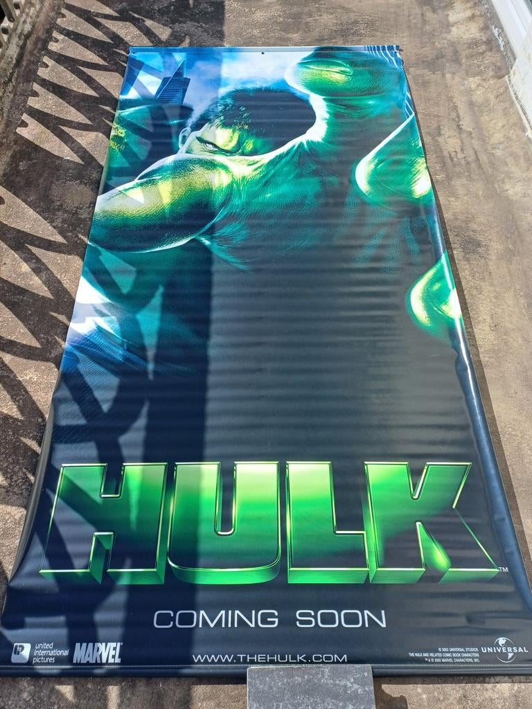 Gigantisch filmzeil van Hulk, Ophalen, Rechthoekig Staand, Deurposter of groter, Zo goed als nieuw