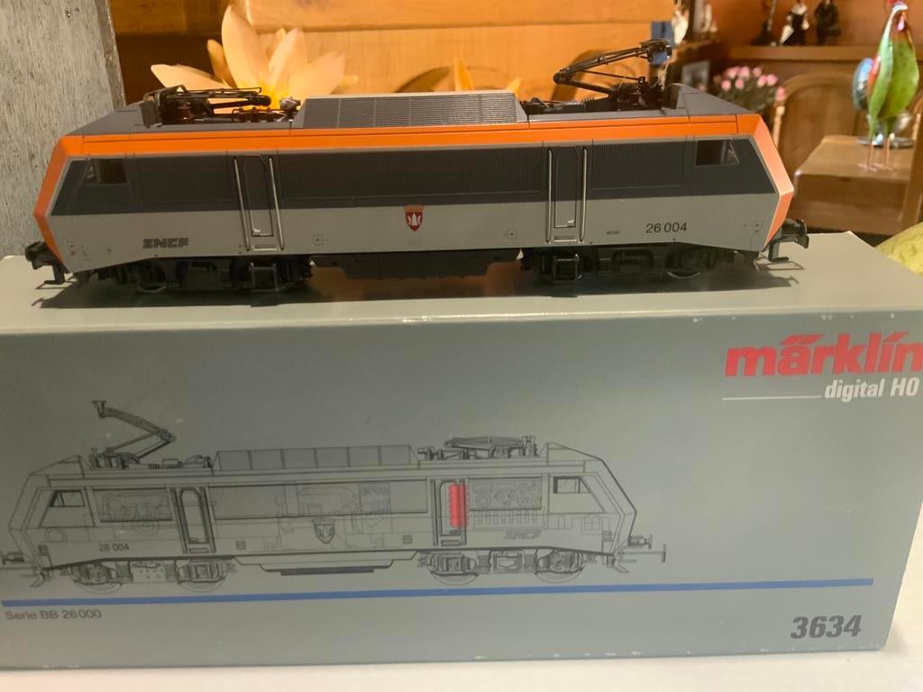 LOCOMOTIVE MARKLIN 3634 SNCF BI-SYSTEME (SYBIC) 26004.   85€, Enlèvement ou Envoi, Comme neuf, Courant alternatif, Locomotive
