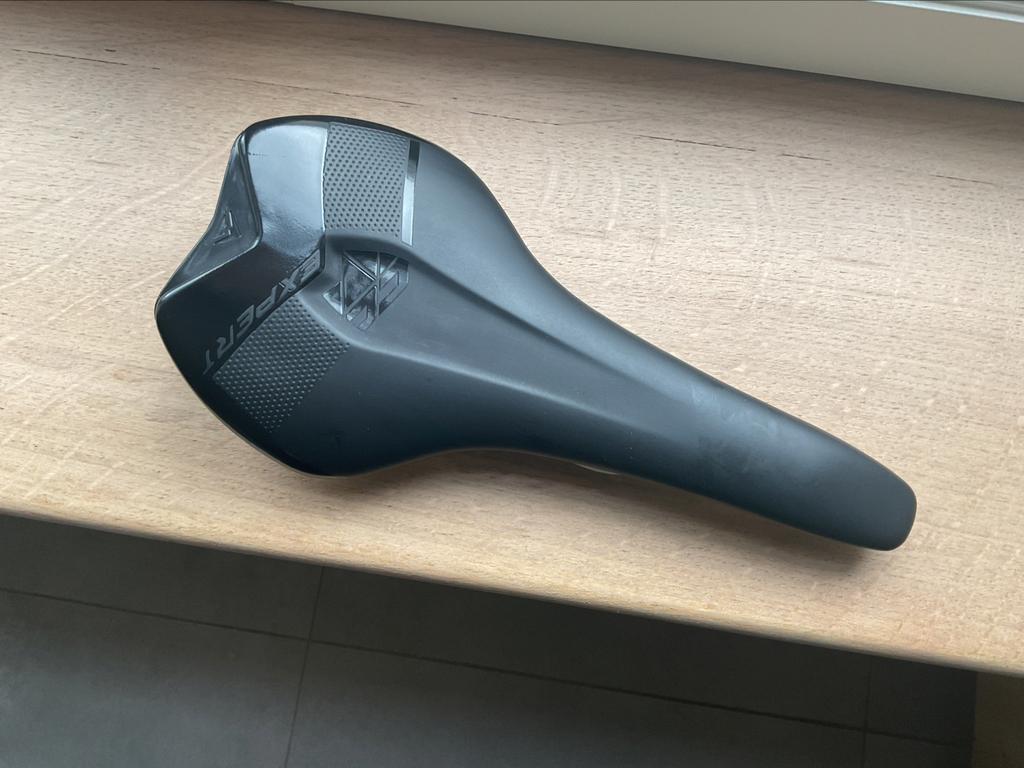 Fietszadel Merida Expert, Fietsen en Brommers, Fietsonderdelen, Ophalen, Gebruikt, Zadel