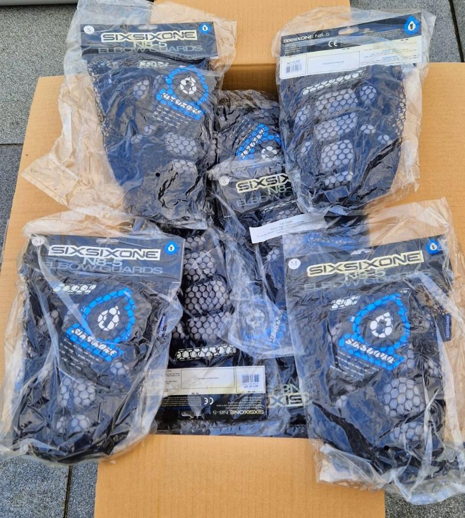 Lot de protections 661, Enlèvement, Neuf