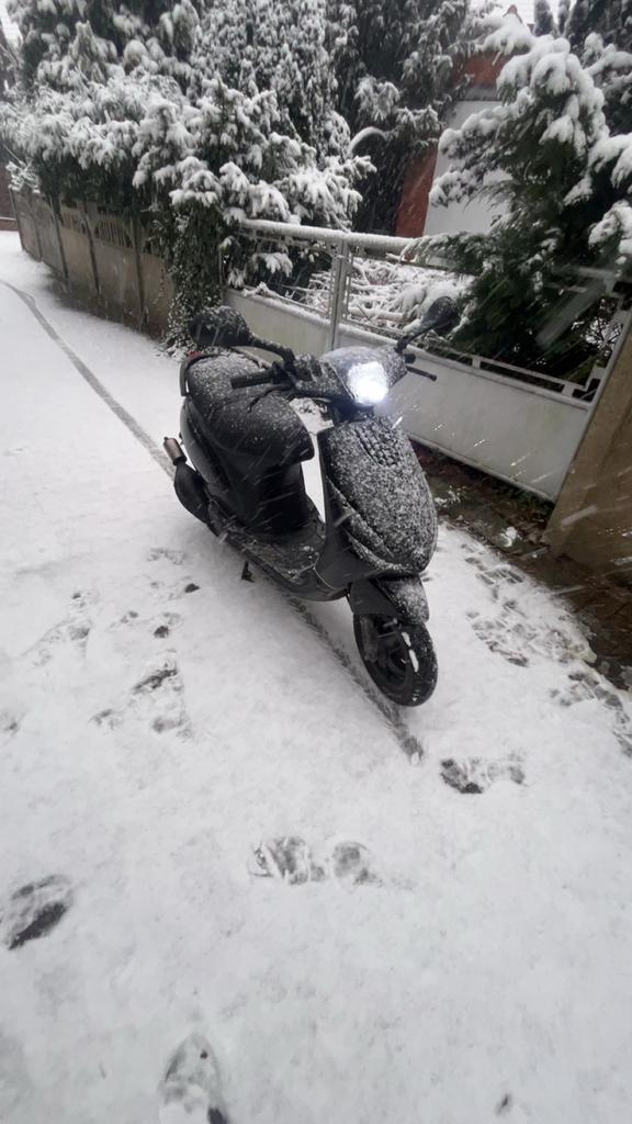 Piaggio zip 70cc, Ophalen, Zip, Klasse A (25 km/u), Zo goed als nieuw