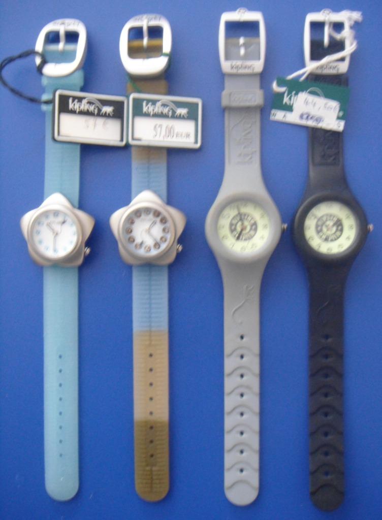 Montre Kipling enfant NEUVE étoile, bracelet silicone, NEUVE, Enlèvement ou Envoi, Neuf