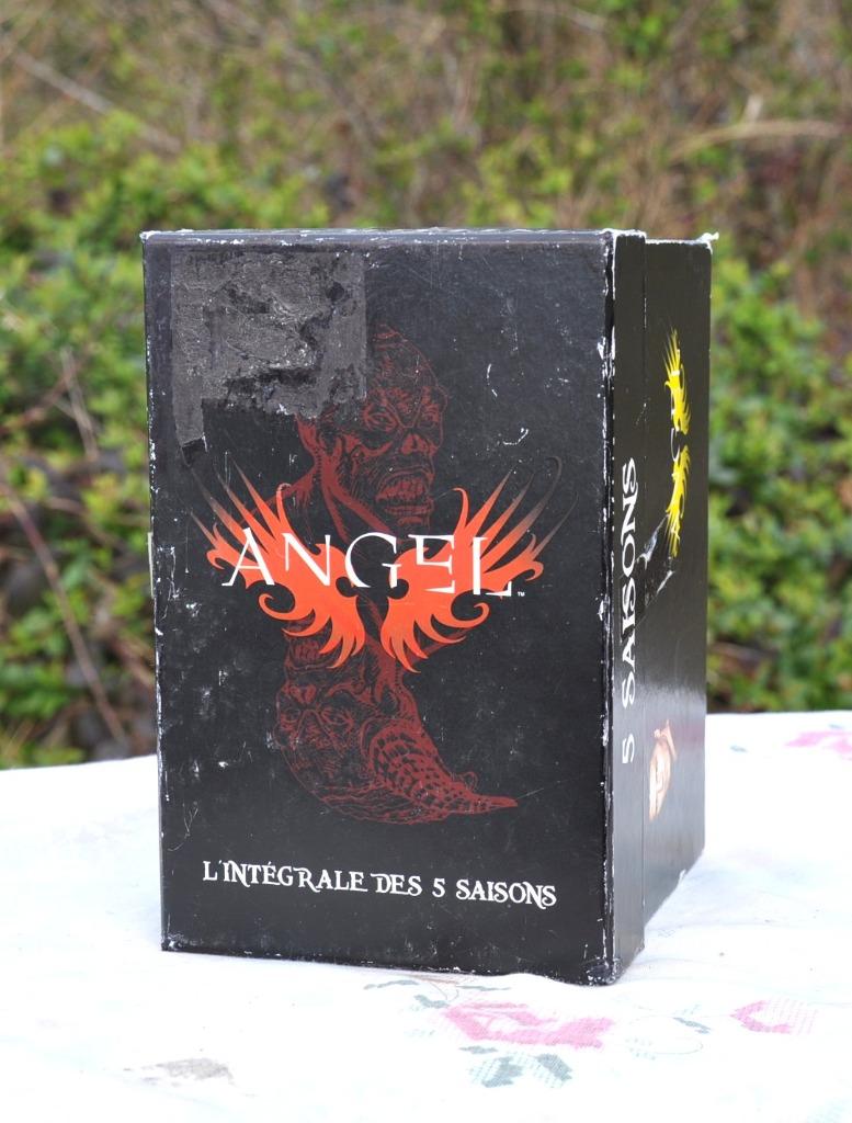 coffret dvd integral 5 saisons angel (x20239), CD & DVD, DVD | TV & Séries télévisées, Enlèvement ou Envoi, Utilisé, Science-Fiction et Fantasy