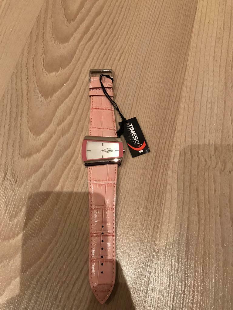 A vendre montre "Times", Autres marques, Enlèvement ou Envoi, Acier, Synthétique