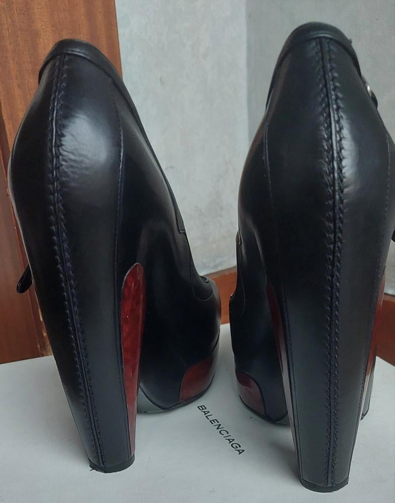 Baleciaga,schoentjes maat 39, tweekleurig , leer, Kleding | Dames, Ophalen of Verzenden