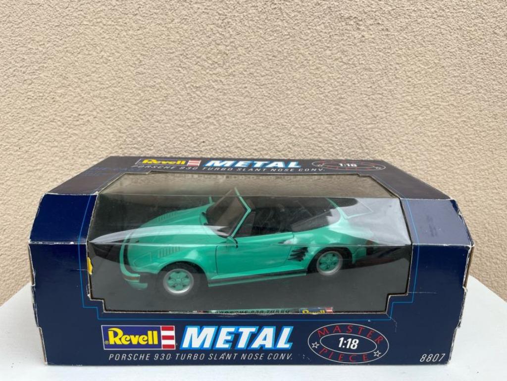 1/18 Revell Porsche 930 Turbo Slant Nose, Enlèvement ou Envoi, Comme neuf, Voiture, Revell