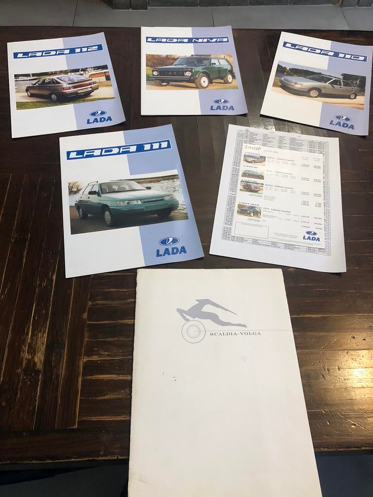 brochure catalogue lada Samara niva 110 111 112, Enlèvement, Comme neuf, Autres marques