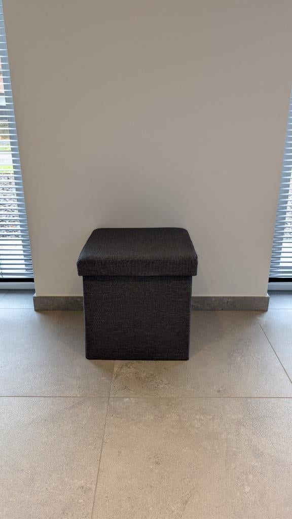 Zitpoef met opbergruimte, Ophalen, Minder dan 50 cm, Gebruikt, Vierkant