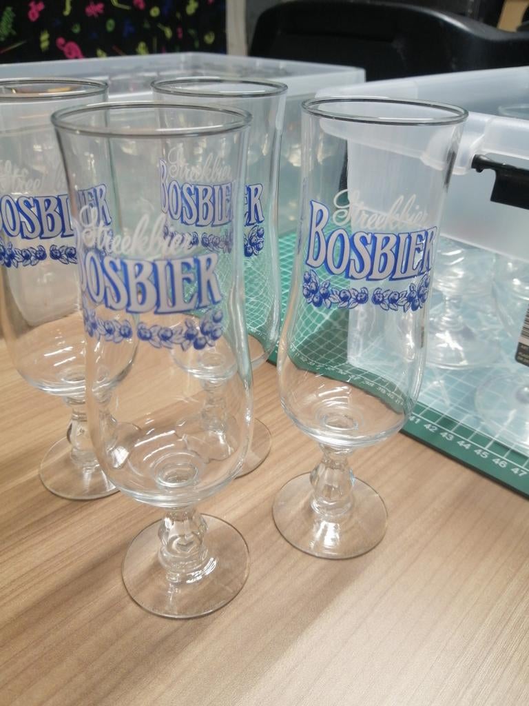 4 Bosbier glazen, Ophalen, Zo goed als nieuw