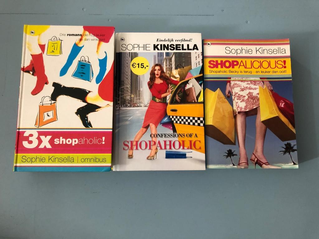 Sophie Kinsella shopaholic boeken ( deel 1+2 , 1tm3 , 4 ), Enlèvement ou Envoi, Comme neuf, Sophie Kinsella