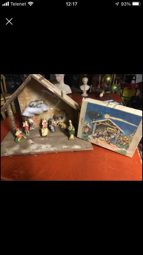 Antieke kerststal met figuren, Ophalen