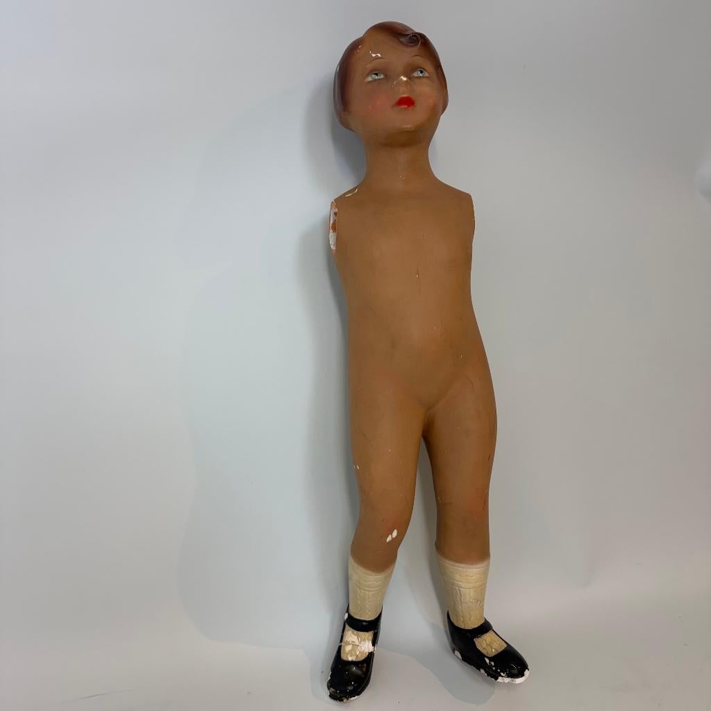 Mannequin ancien, Enlèvement ou Envoi