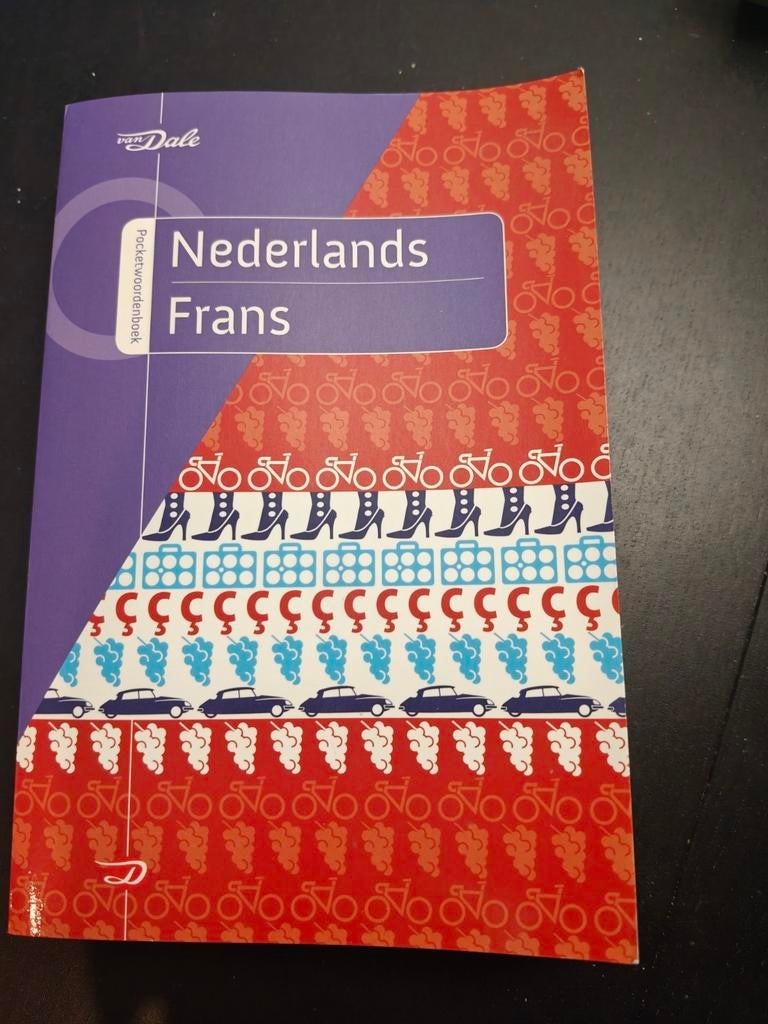 Van Dale pocket woordenboeken Frans-Nederlands, Boeken, Ophalen of Verzenden, Zo goed als nieuw, Van Dale, Frans