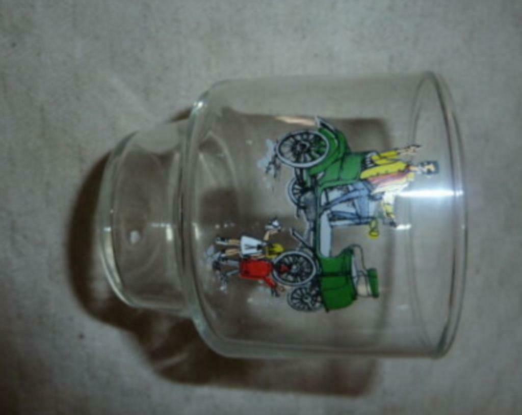 #C borrel glas " Man met oldtimer koets & 2 kinderen ", Ophalen of Verzenden, Nieuw, Borrel- of Shotglas