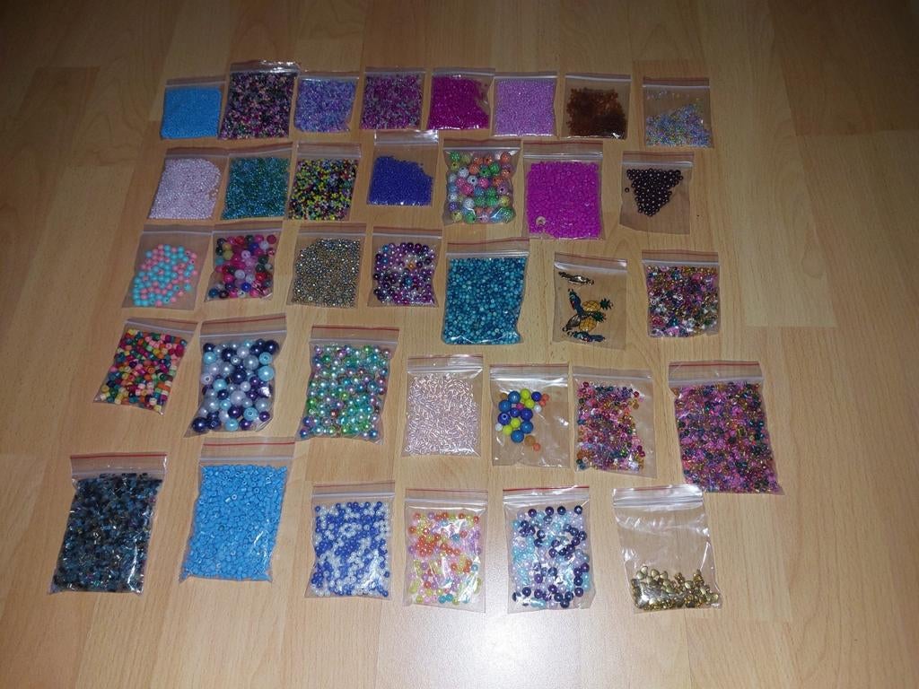 Kralen en bedels om juwelen te maken., Hobby en Vrije tijd, Verzenden, Nieuw, Kraal