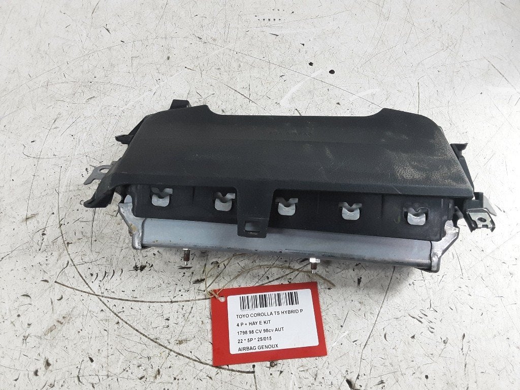AIRBAG KNIE Toyota Corolla (E21) (01-2019/-) (2J0451122M5M), Gebruikt, Mevr. I. Hauben, Toyota, Rue de l'Espoir 34 34
4030  GRIVEGNÉE, BE