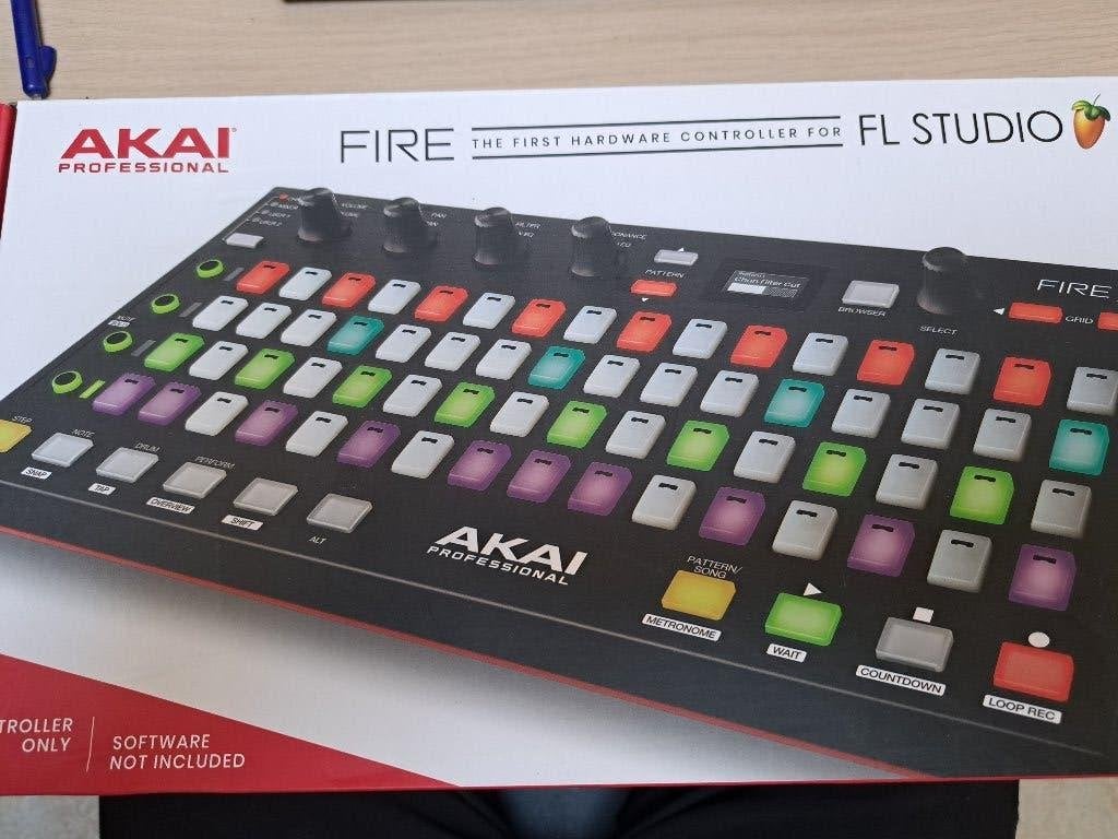 Akai Fire, Services & Professionnels, Musiciens, Artistes & DJ, DJ, Autres artistes