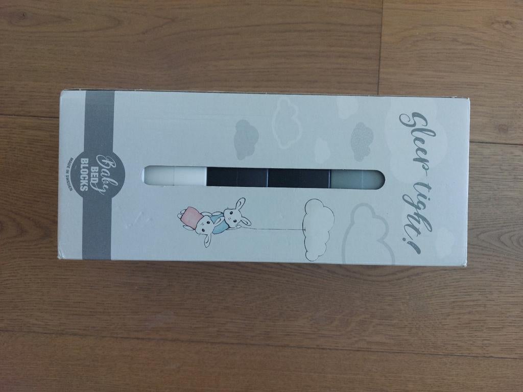 Potjes om bedje te verhogen/schuin te zetten., Kinderen en Baby's, Ophalen