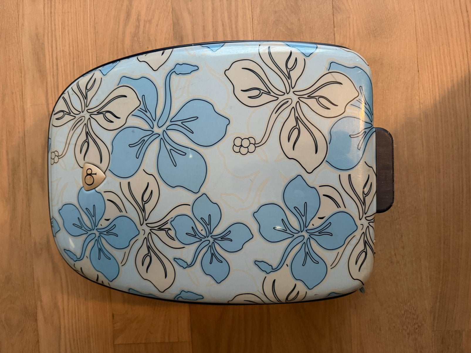 Kleine reiskoffer bloemenprint, Ophalen, Gebruikt, Hard kunststof, Wieltjes
