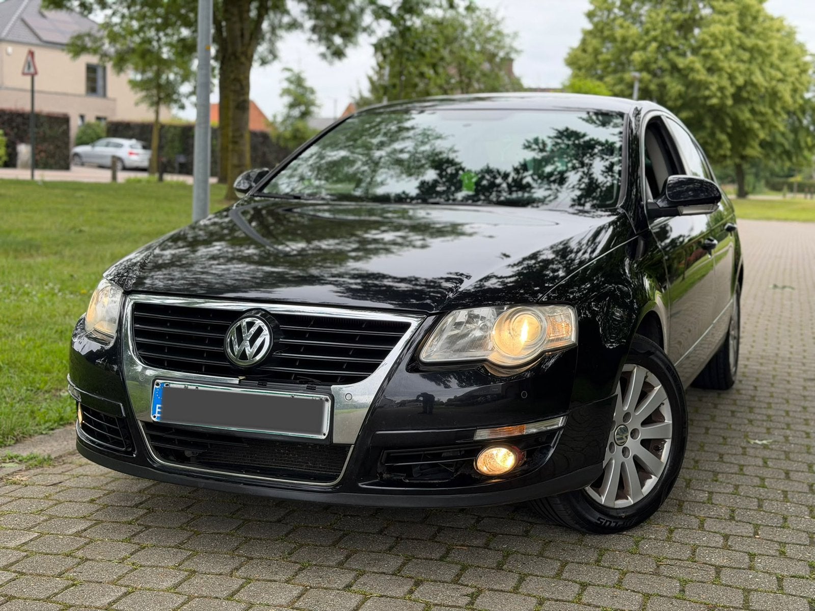 Volkswagen Passat 2.0 TDi FaceLift Model Euro 5, Auto's, Euro 5, Stof, Zwart, Bedrijf