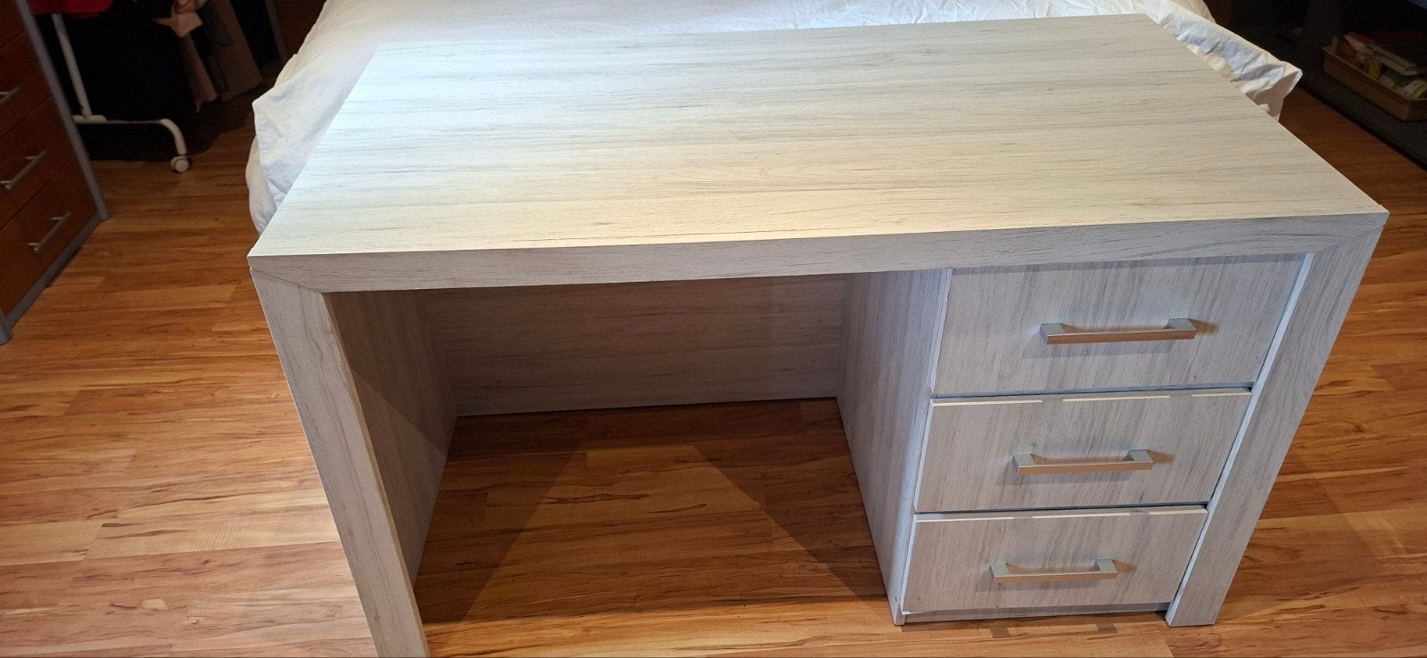 Bureau met ladeblok grijs B130 - D70 - H75 student, Utilisé, Bureau-armoire combiné, 130 cm, Bois