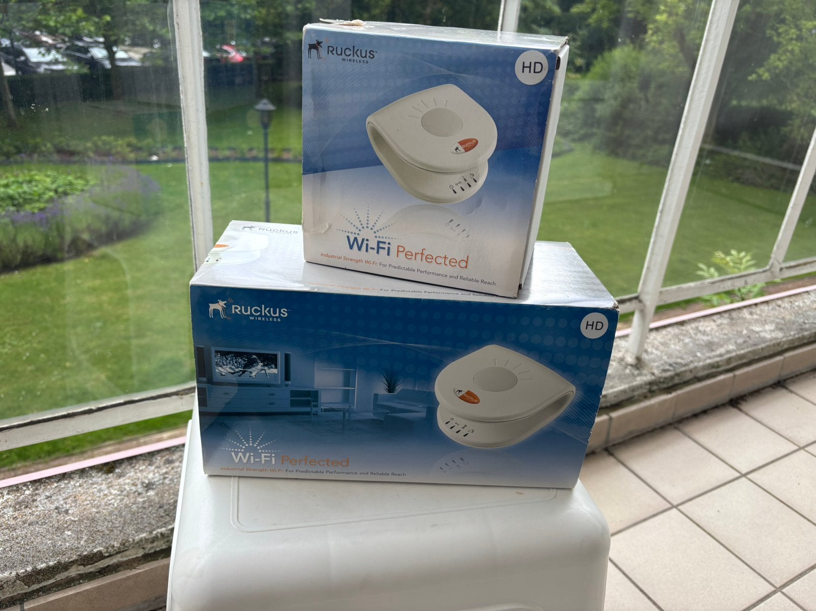 WI-FI : 3 AMPLIFICATEURS RUCKUS, Computers en Software, Ophalen, Zo goed als nieuw