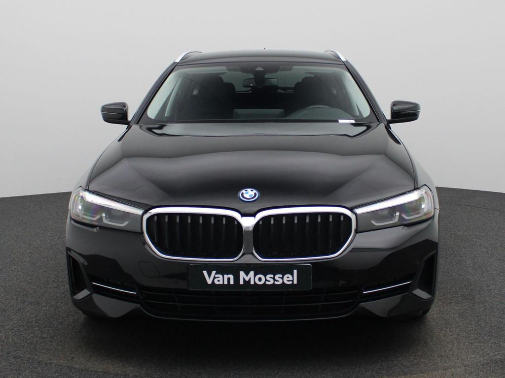BMW 5 Reeks Touring 520e 150kW, Automaat, Gebruikt, Zwart, 4 cilinders