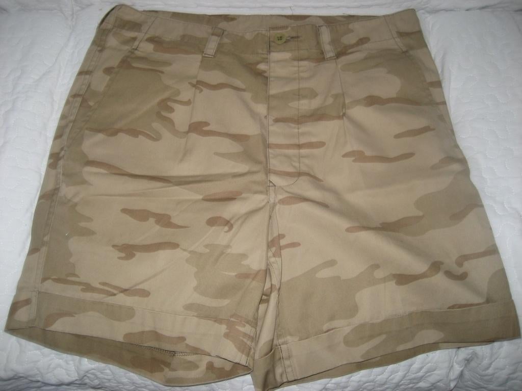 Short woestijncamouflage - Belgisch leger - ABL, Verzamelen, Ophalen of Verzenden, Landmacht, Kleding of Schoenen