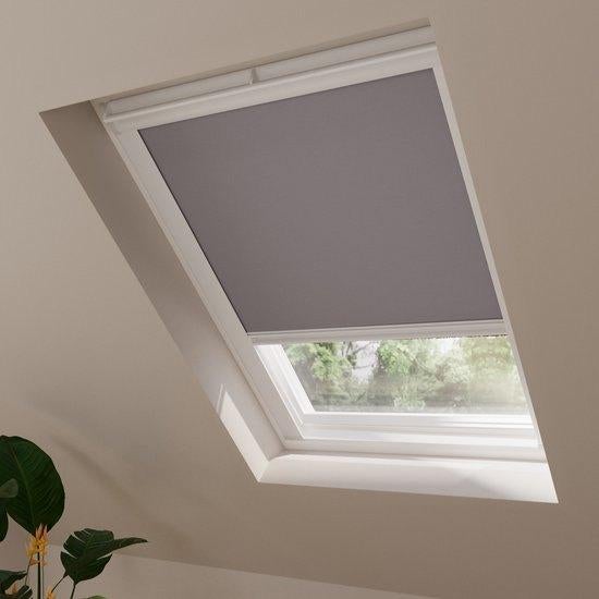 Verduisterend rolgordijn voor Velux dakraam, Doe-het-zelf en Bouw, Minder dan 100 cm, Ophalen of Verzenden, Zo goed als nieuw