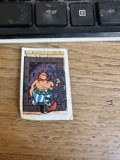 étiquette : Matchbox Obelix, Collections, Obelix, Boîtes ou marques d'allumettes, Enlèvement ou Envoi, Utilisé