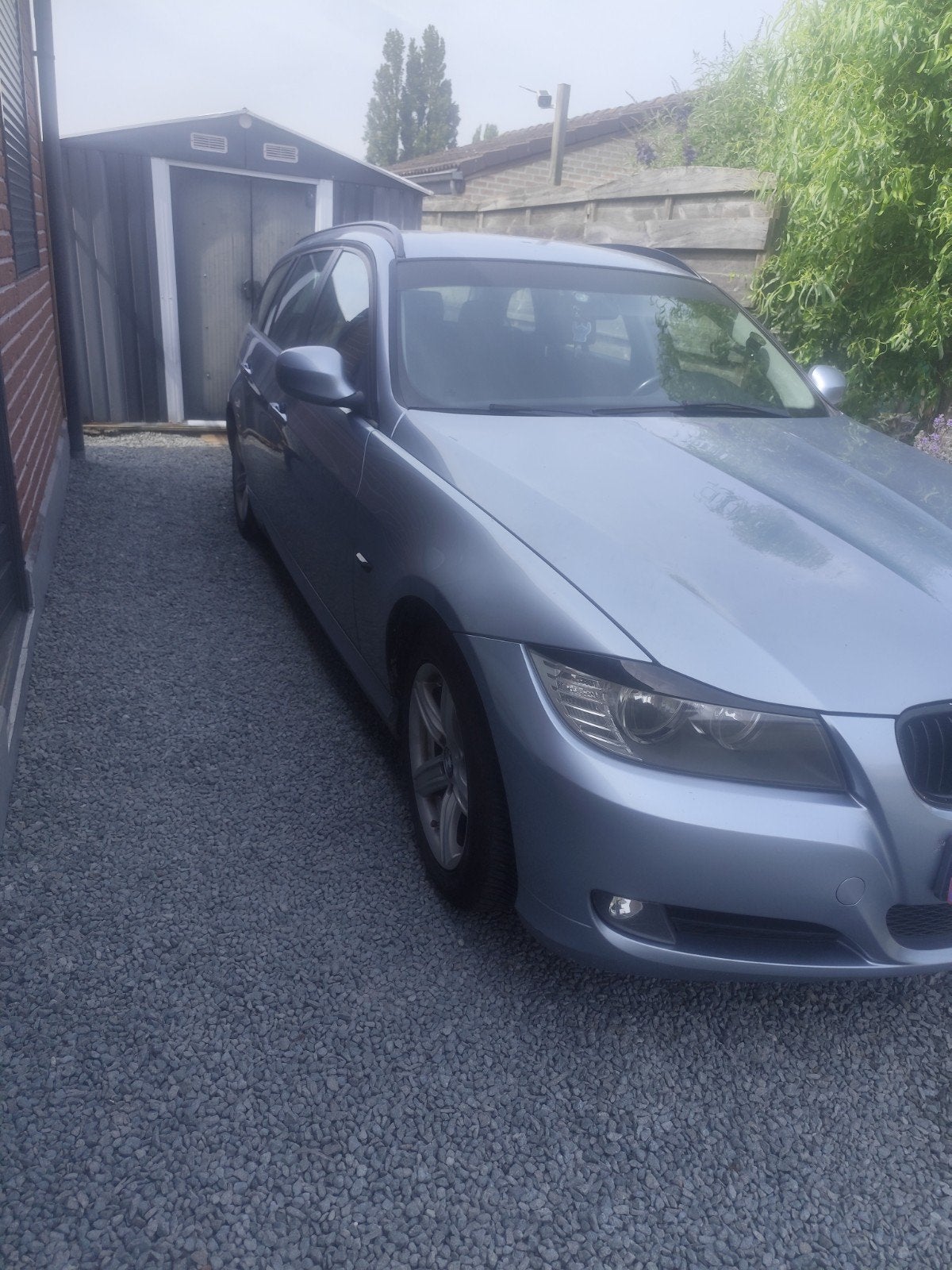 316d (2,0) 5€, Autos, BMW, Euro 5, Boîte manuelle, 5 portes, Particulier
