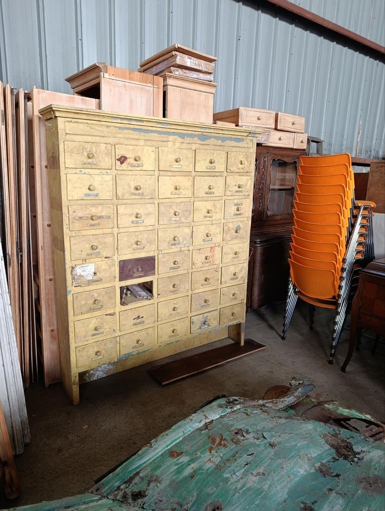 Magnifique ancien meuble à tiroirs de quincaillerie, Enlèvement