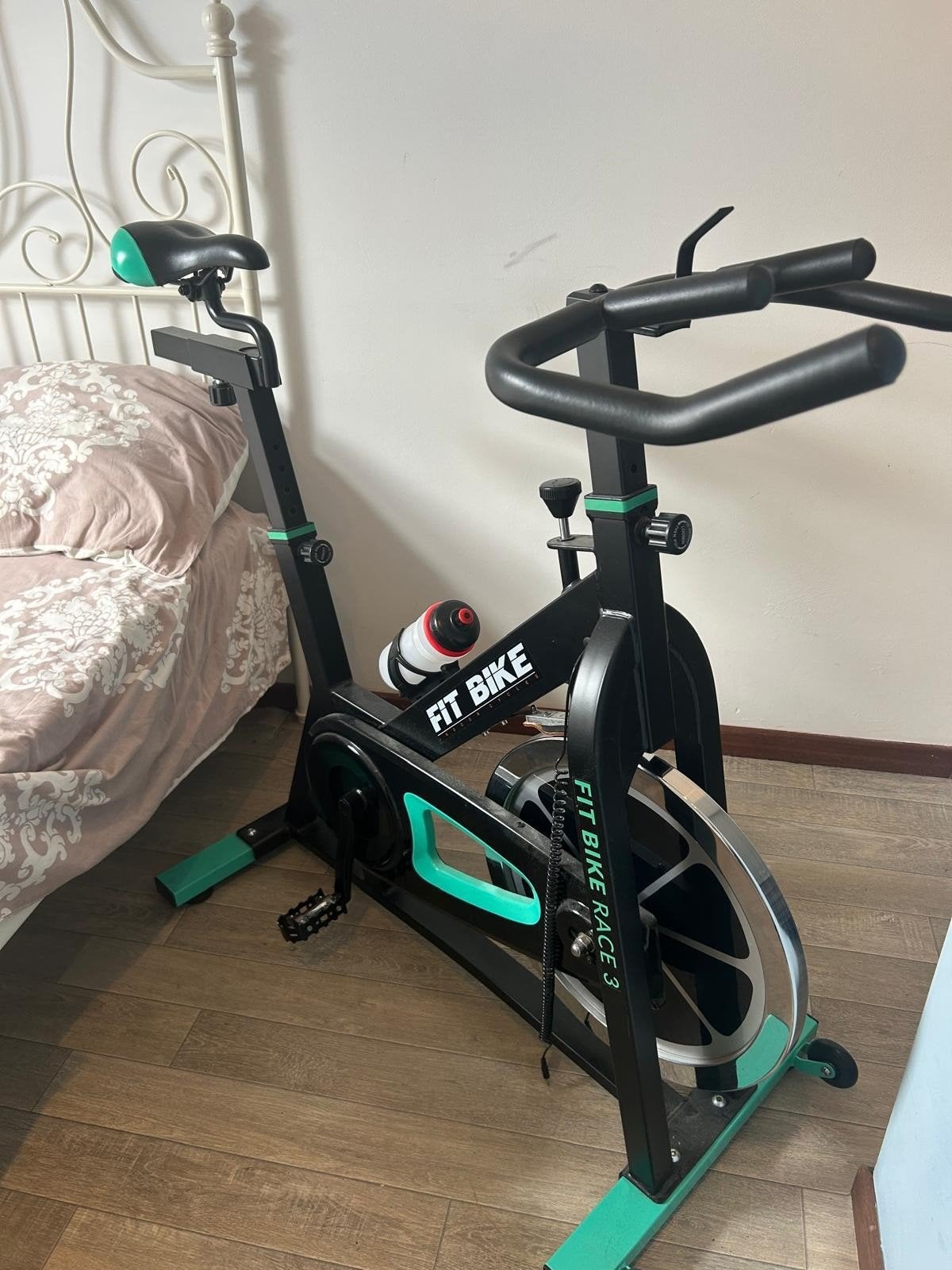 Vélo de spinning FitBike Race 3 – bon état, Ophalen, Zo goed als nieuw, Benen, Hometrainer